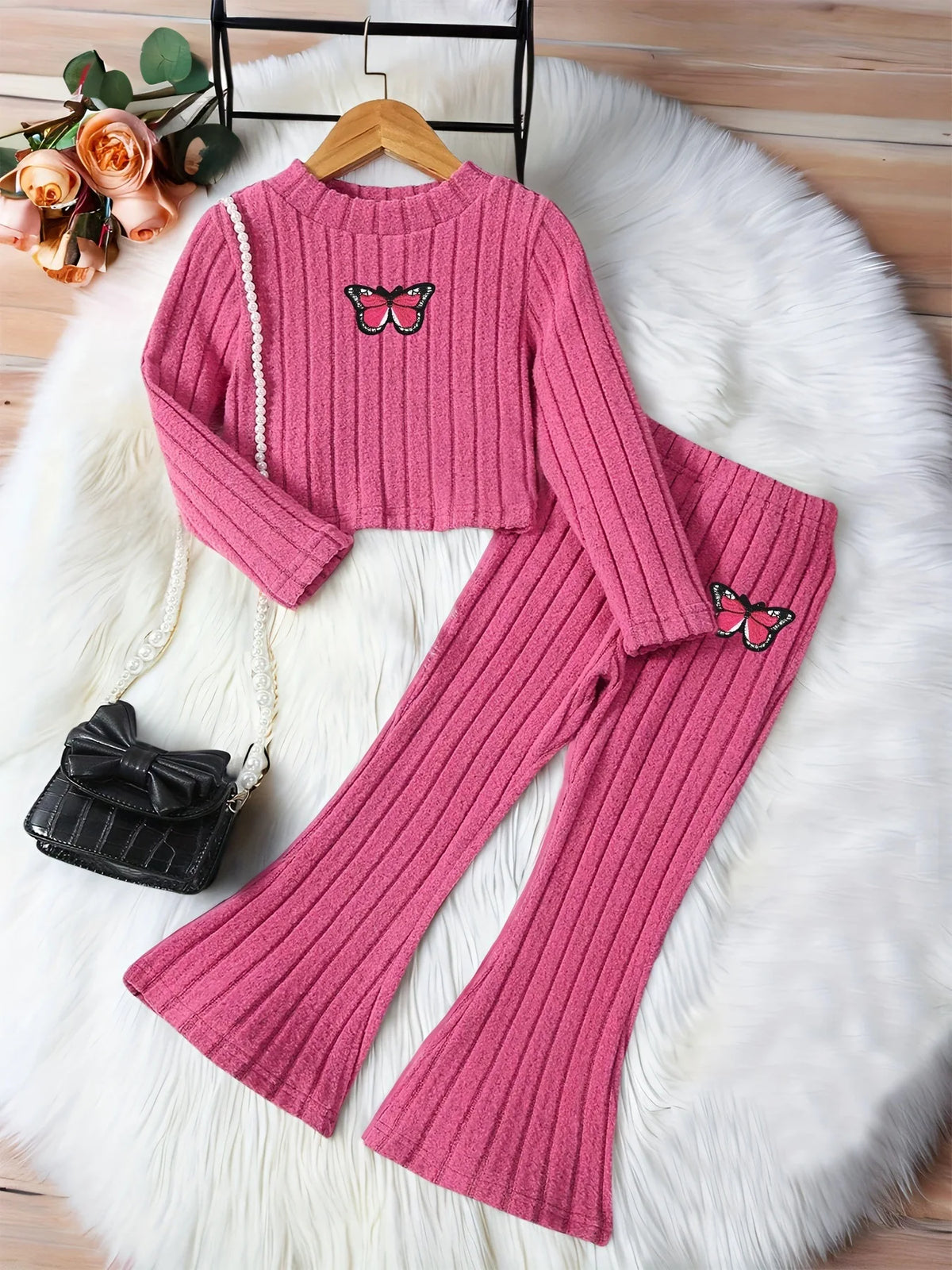 Girls' Autumn Casual Outfit: Girls' Round-Neck Long-Sleeve Top + Flared Long Pants Two-Piece Set, Children's Rose Red Butterfly Decoration Set, Suitable for Girls Aged 3-10, Versatile Clothing for Home and Outings